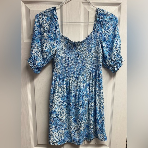 City Triangles Printed Smocked Dress Size Large - Picture 1 of 4